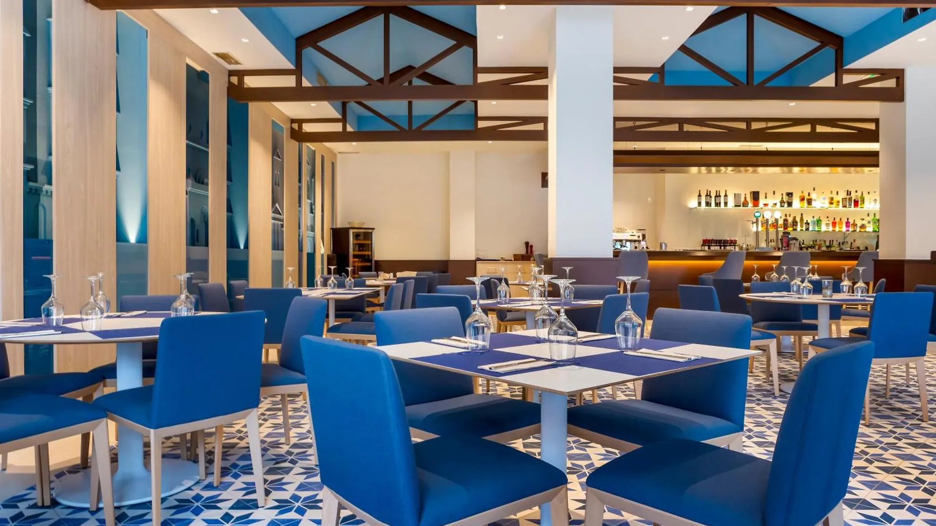 Aparthotel Los Amigos Beach Club La Cala De Mijas