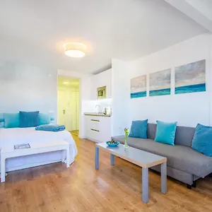  Apartment Esmeralda, Pet Friendly, Sea View, Wifi, Near The Beach