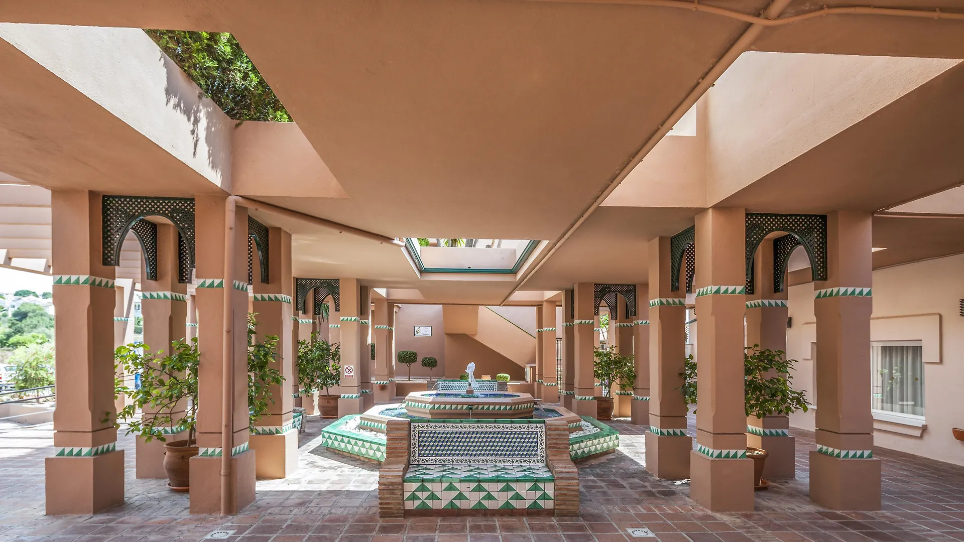 *** Aparthotel Los Amigos Beach Club La Cala De Mijas Spain