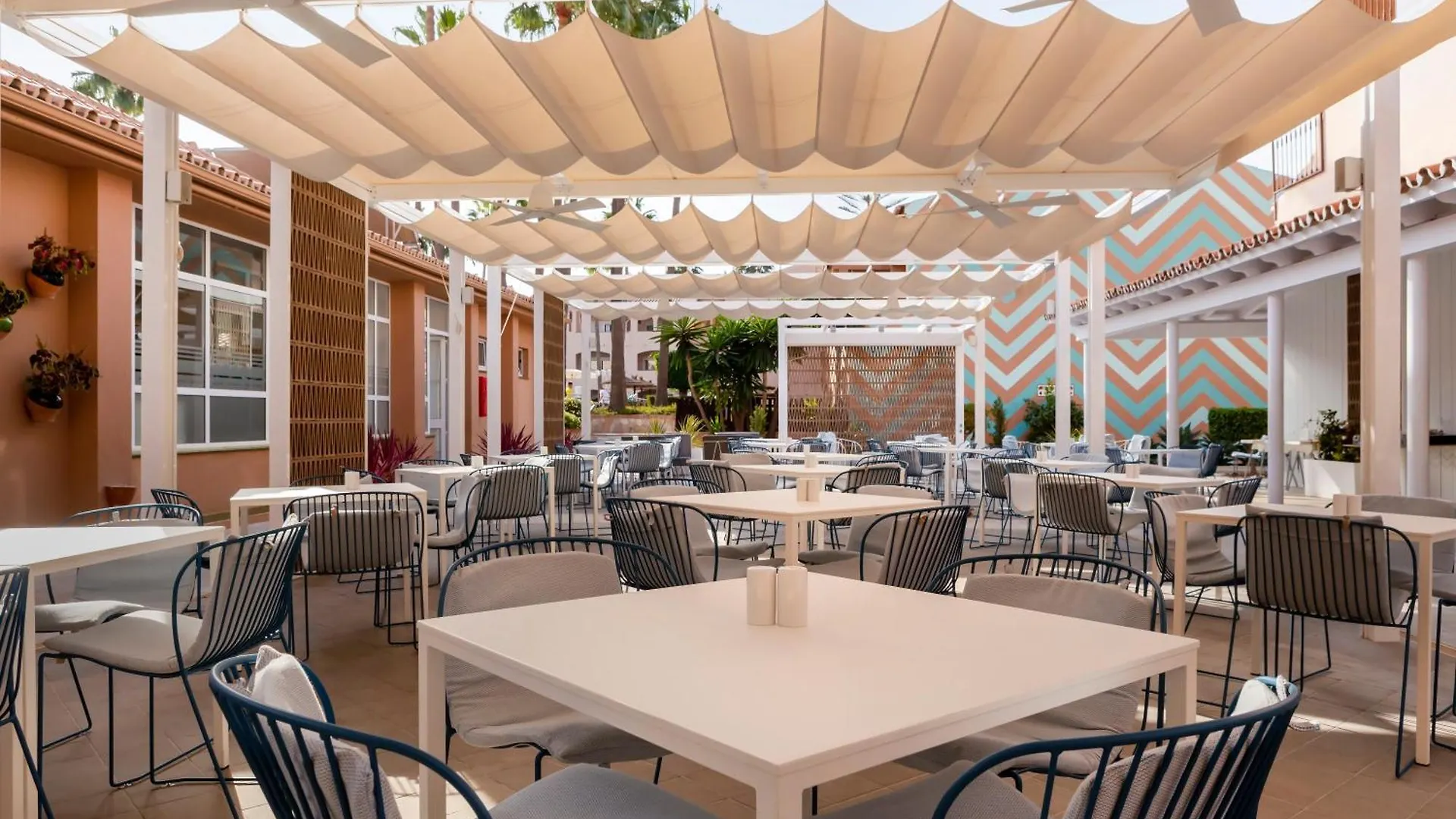 Los Amigos Beach Club La Cala De Mijas Hiszpania